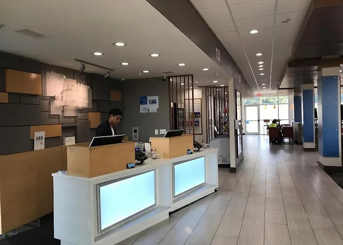 Express & - - O'hare By Ihg