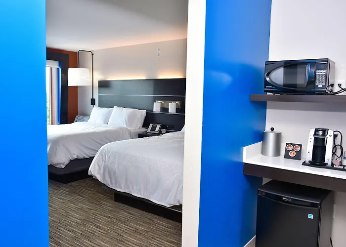 Hotel Express & - - O'hare By Ihg 3*