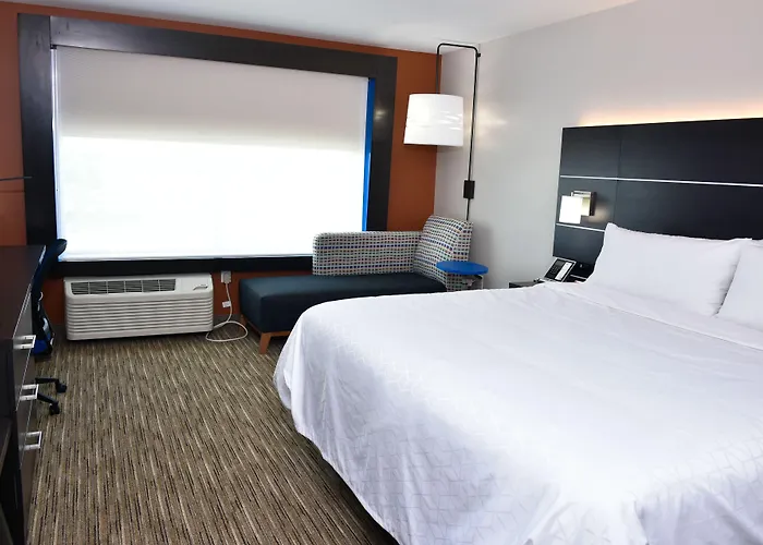 Express & - - O'hare By Ihg 3* Bensenville