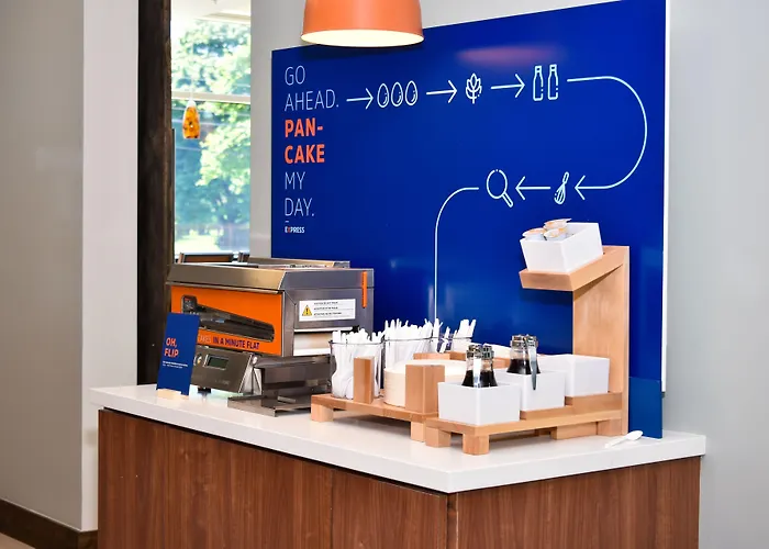 Express & - - O'hare By Ihg Hotel Bensenville