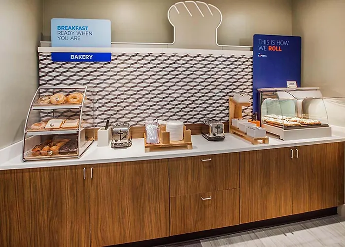 Express & - - O'hare By Ihg Hotel Bensenville