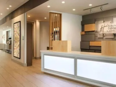 Express & - - O'hare By Ihg Hotel